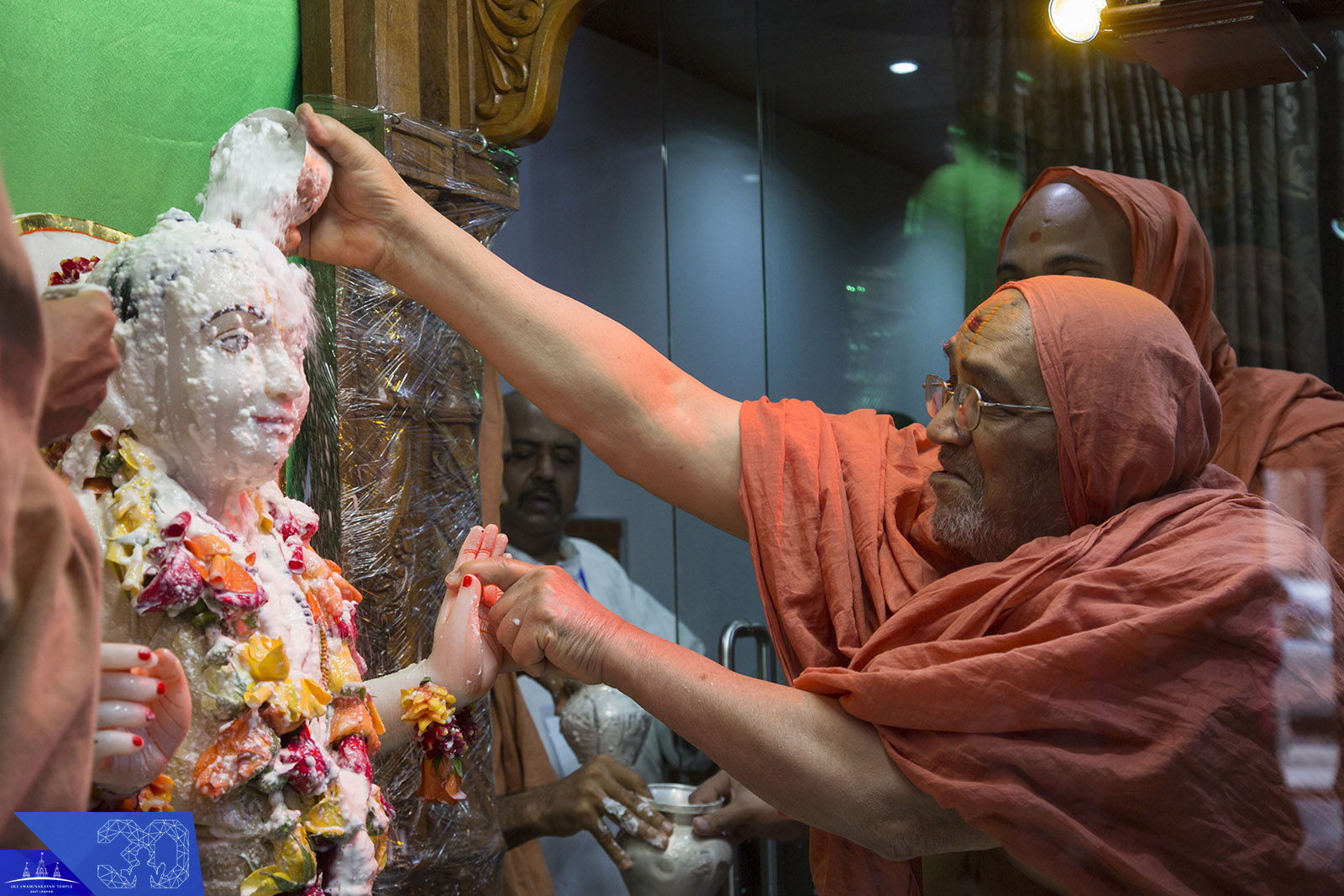 69 copy - ©1987-2017 SKS Swaminarayan Temple East London